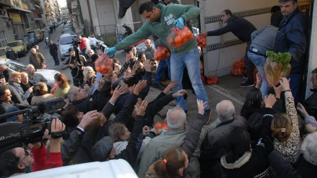 Ο Όσκαρ Ουάιλντ, τα μπλόκα, η Αριστερά, ο Τσίπρας, ο Μητσοτάκης, ο ΓΑΠ, ο Καραμανλής