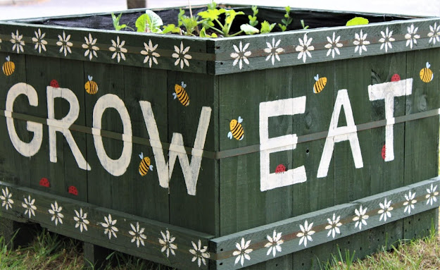 Grow Eat Planter
