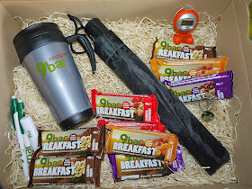 hamper, breakfast bars