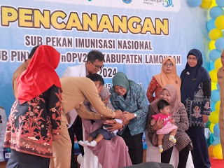 Bupati Lamongan (Dr. H. Yuhronur Efendi, MBA) mencanangkan kegiatan Sub PIN Polio