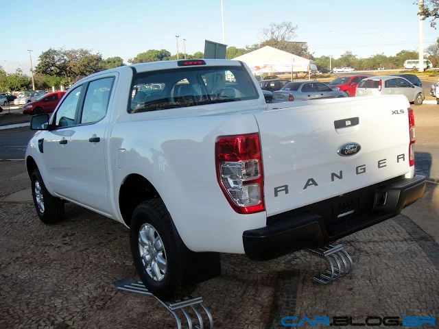 Nova Ford Ranger XLS Cabine Dupla 2.5 Flex 2013 - branca