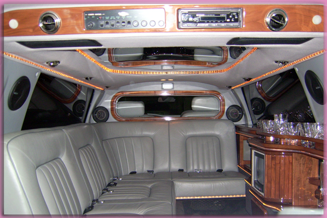 Vintage Rolls-Royce wedding