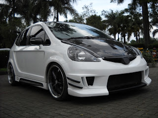 Otomotif: Honda Jazz Modification Black White