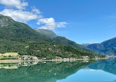 sailing through Sognefjorden