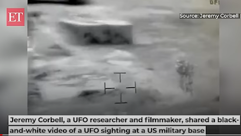 Video: Un UFO con forma umanoide sorvola la base militare in Iraq