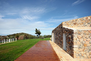 Casa Moderna de piedra