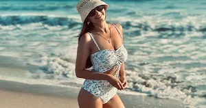 Anushka Sen swimsuit sexy body bold pics