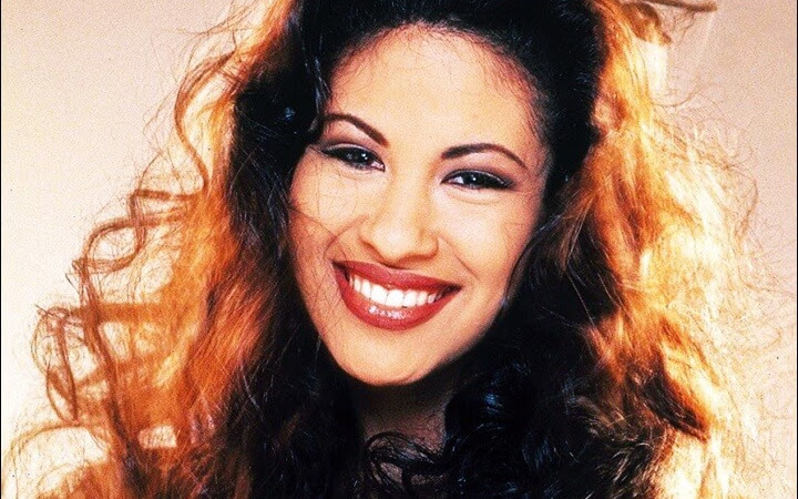 Selena Quintanilla Different and Inspirational Hairstyles 