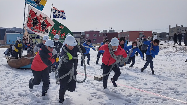 I participated in the Moekko Waiting For Spring Festival with my coworkers from Rumoi High School