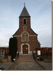Halmaal, Halmaalweg: de kerk