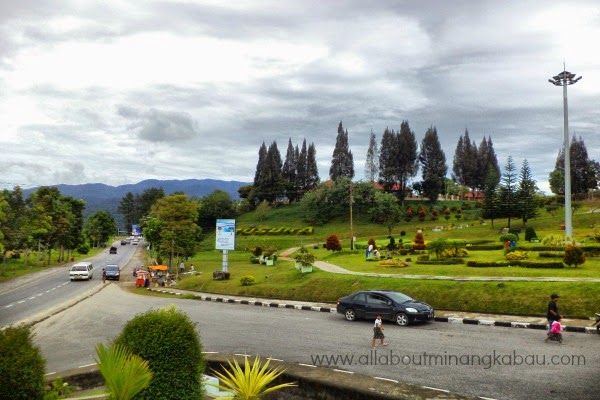 "Aro Suka" Taman Bermain Keluarga Nan Sejuk di Kabupaten Solok