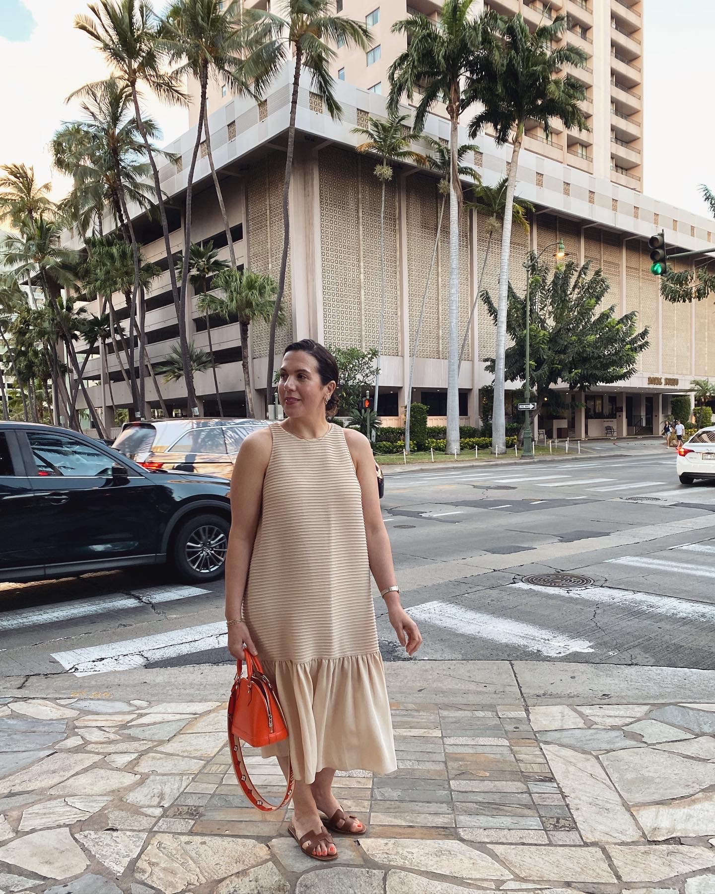 Hawaii vacation outfits midi column dress