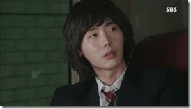 Pinocchio.E02.mkv_003098987_thumb[2]