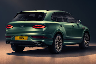 Bentley Bentayga (2021) Rear Side