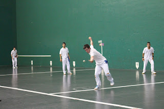 Pelota mano en las fiestas