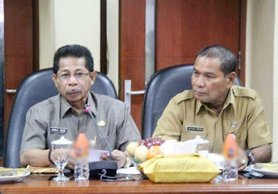 Ambon, Malukupost.com - Warga miskin di Provinsi Maluku akan menerima Bantuan Pangan Non-Tunai (BPNT) dimulai pada 2018, kata Sekda Maluku Hamin Bin Thahir. "Penyaluran BPNT dimulai pada 2018 karena realisasinya membutuhkan pemahaman, koordinasi dan keselarasan dari seluruh pemerintah dan pemerintah daerah sehingga sasaran program tercapai sesuai tujuannya," kata Hamin di Ambon, Selasa (24/4).