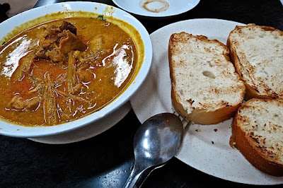 Killiney Kopitiam, curry chicken toasted bread