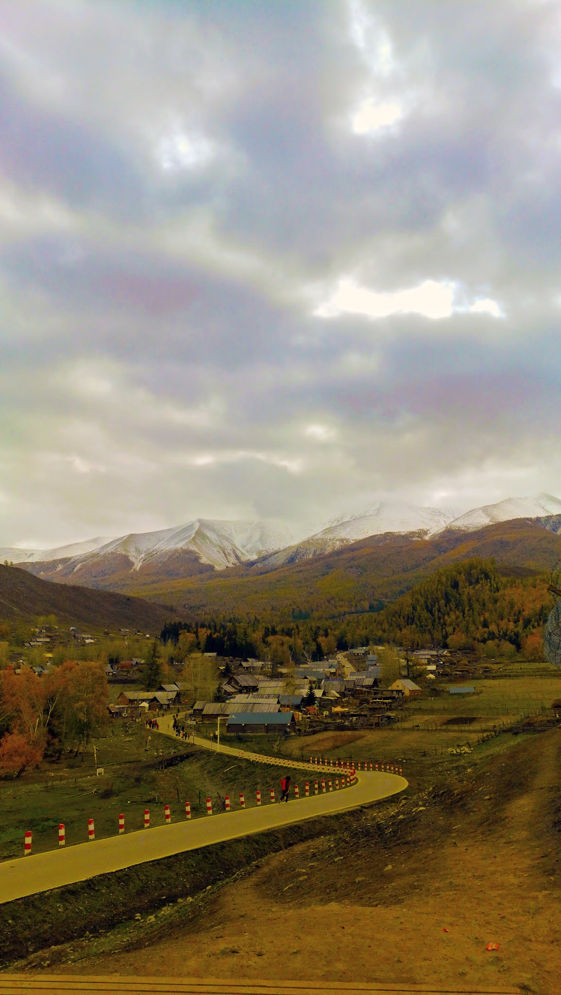 53+ Travel notes pictures of colorful sky and autumn trees-Xinjiang Kanas 7