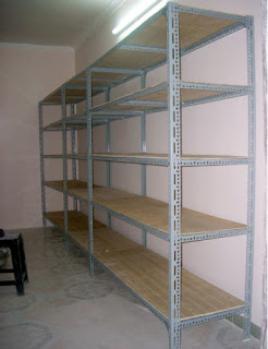 kệ-sắt