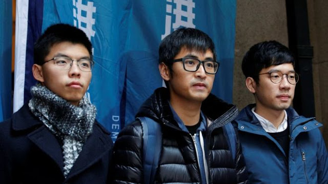 Aktivis "Umbrella" Hong Kong, Joshua Wong Berjalan Bebas