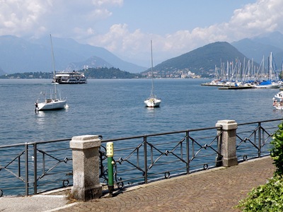 Laveno lungolago