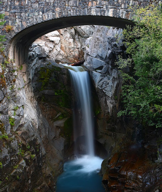 Christine Falls, USA