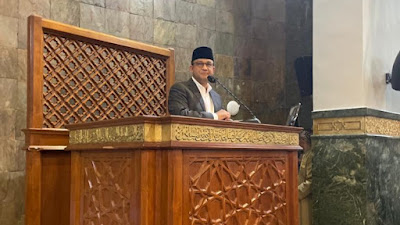 Anies Celetuk Jabatan Gubernur Tak Bisa Diperpanjang, Masjid UGM Riuh
