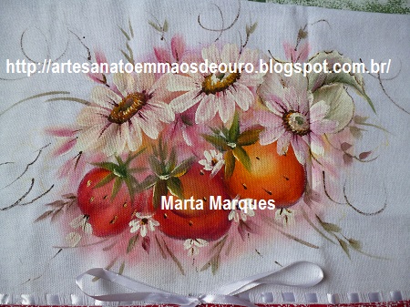 Pano de Prato Com Barra em Tecido e Pintura Porcelanizada Por Marta Marques 1