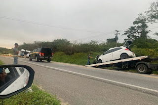 Três pessoas morrem em acidente envolvendo motocicleta, carro e van em Campina Grande