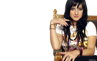 Ashlee Simpson HD Wallpapers