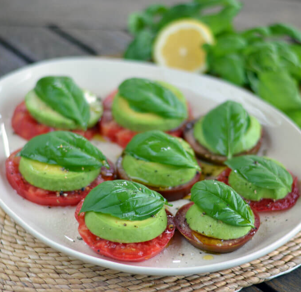 EASY AVOCADO CAPRESE SALAD #diet #salad
