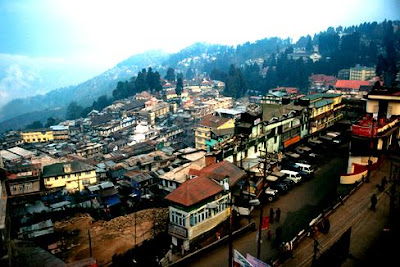 Darjeeling Travel Guide - Attractions, Darjeeling Travel Package, Sightseeings