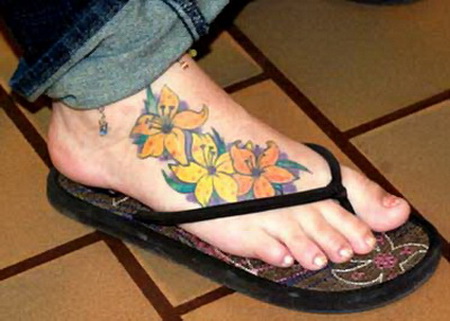 lily flower tattoo design