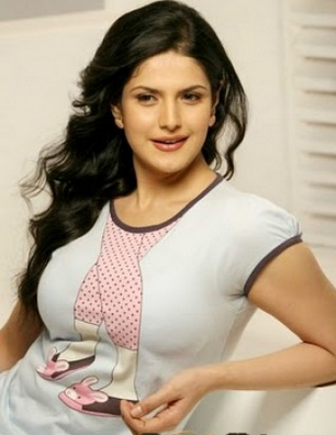 Hot Bollywood Actress Zarine Khan Wallpapers