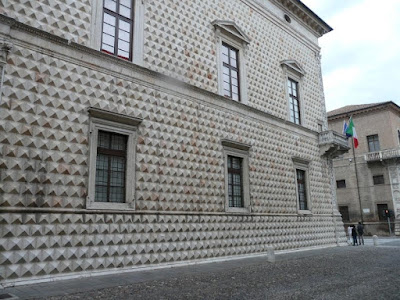 cos'è l'intonaco bugnato
