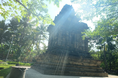 Candi Merak di Karangnongko Klaten