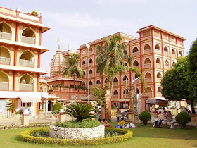 Mayapur - ISKCON Candradoya Mandir