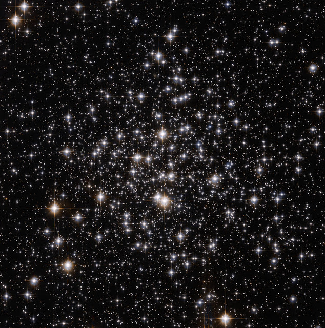 messier-71-gugus-bintang-globular-termuda-dan-terkecil-informasi-astronomi