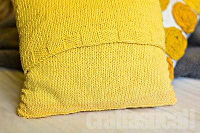 Cable knit pillow tutorial--back view