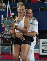 Dominika Cibulkova and Dominik Hrbaty win the Hopman Cup