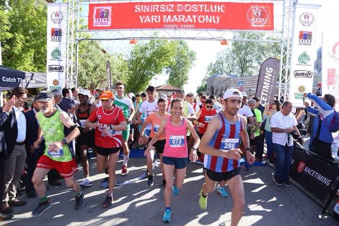 Edirne'de 23 Mayıs'ta koşulması planlanan 6. Sınırsız Dostluk Yarı Maratonu ertelendi