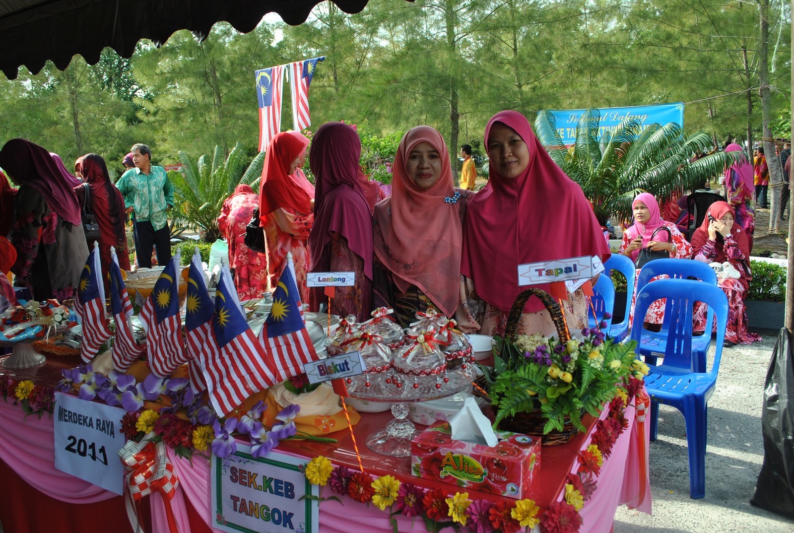 SEKOLAH KEBANGSAAN TANGOK: Sambutan Hari Raya PPD Bachok 