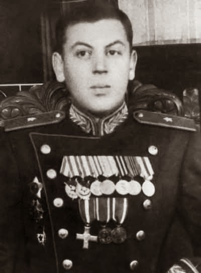 Сталин,_Василий_Иосифович