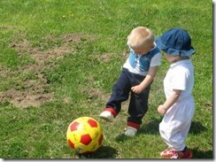 child-football-3_2518965