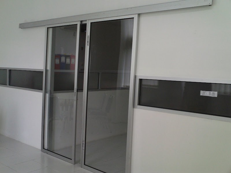 32+ Ide Terpopuler Pintu Sliding Aluminium Kaca