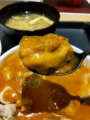 松屋ごろごろチキンのバターチキンカレー