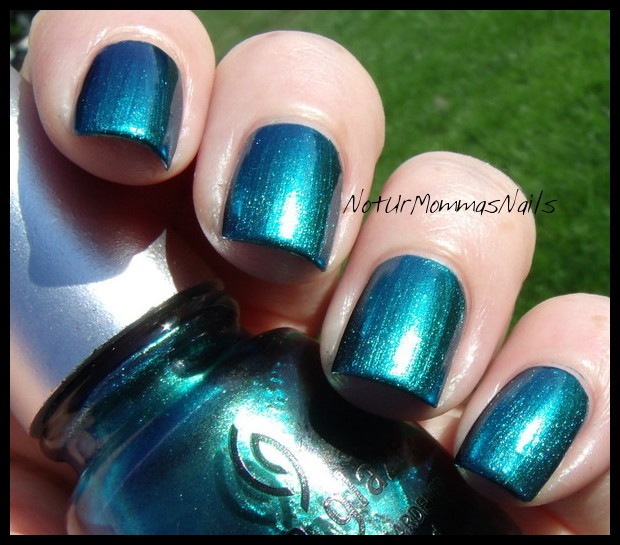 China Glaze Deviantly Daring