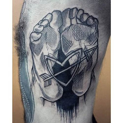 The Gritty Sketch Style Tattoos Of Lea Nahon