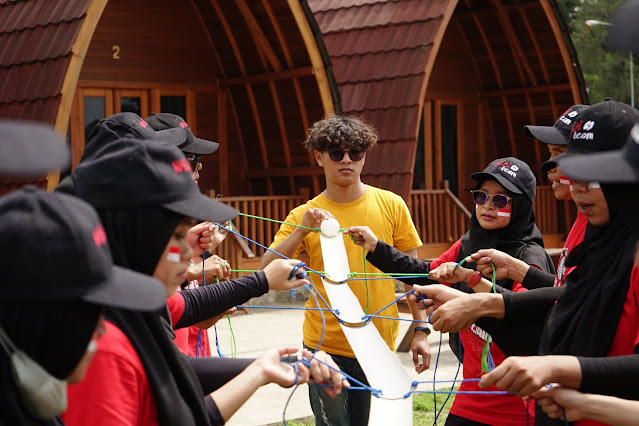 PETUALANGAN OUTBOUND TANPA BATAS DI LEMBANG | seseruan bareng