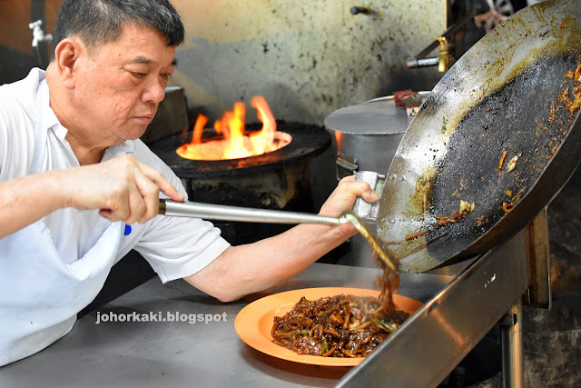 Ah-Wah-Hokkien-Mee-Sea-Park-Paramount-Garden-亚华福建炒面